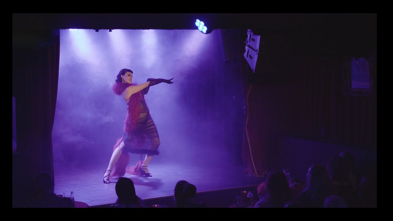 Evana De Lune - Vampire at Club Burlesque Auckland NZ