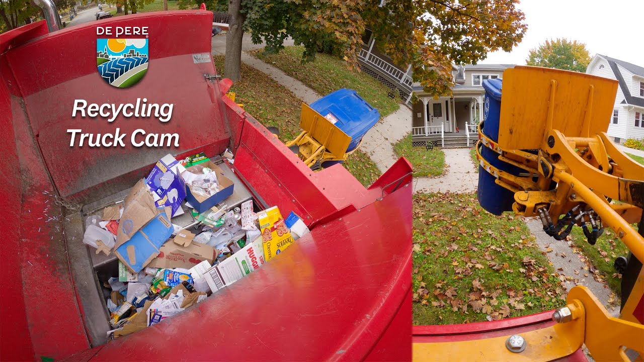 Recycling Truck Double POV - Fall in De Pere, WI
