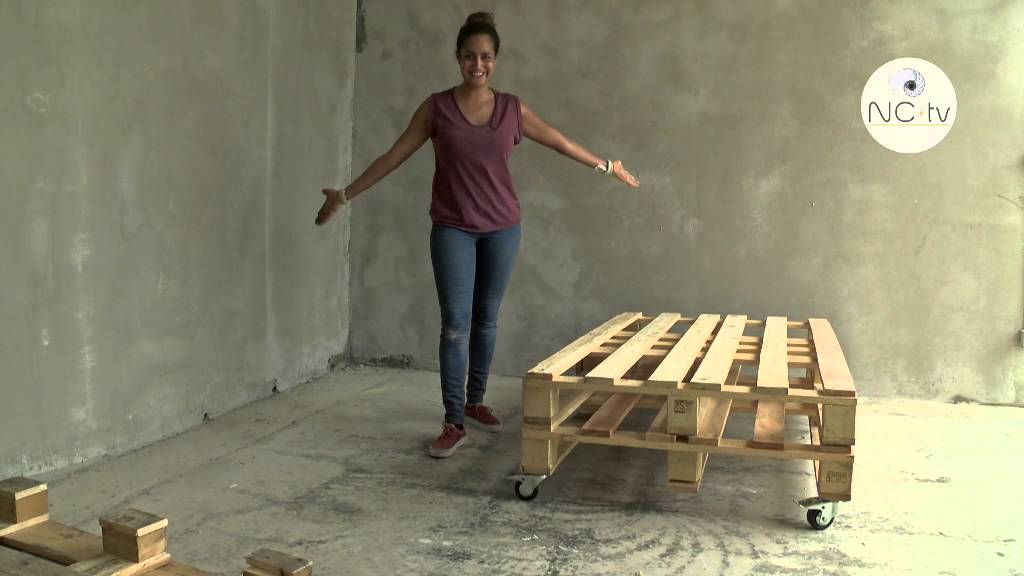 [NCTV] J'ai testé pour vous - Fabriquer un canapé avec une palette en bois