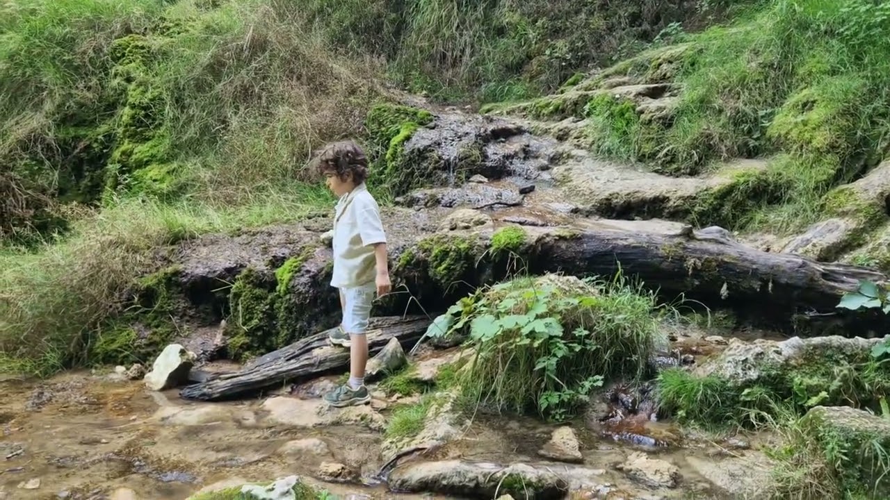 Awaz &ucirc; S&ucirc;lav #zarok #av #S&ucirc;lav #Wasserfall 