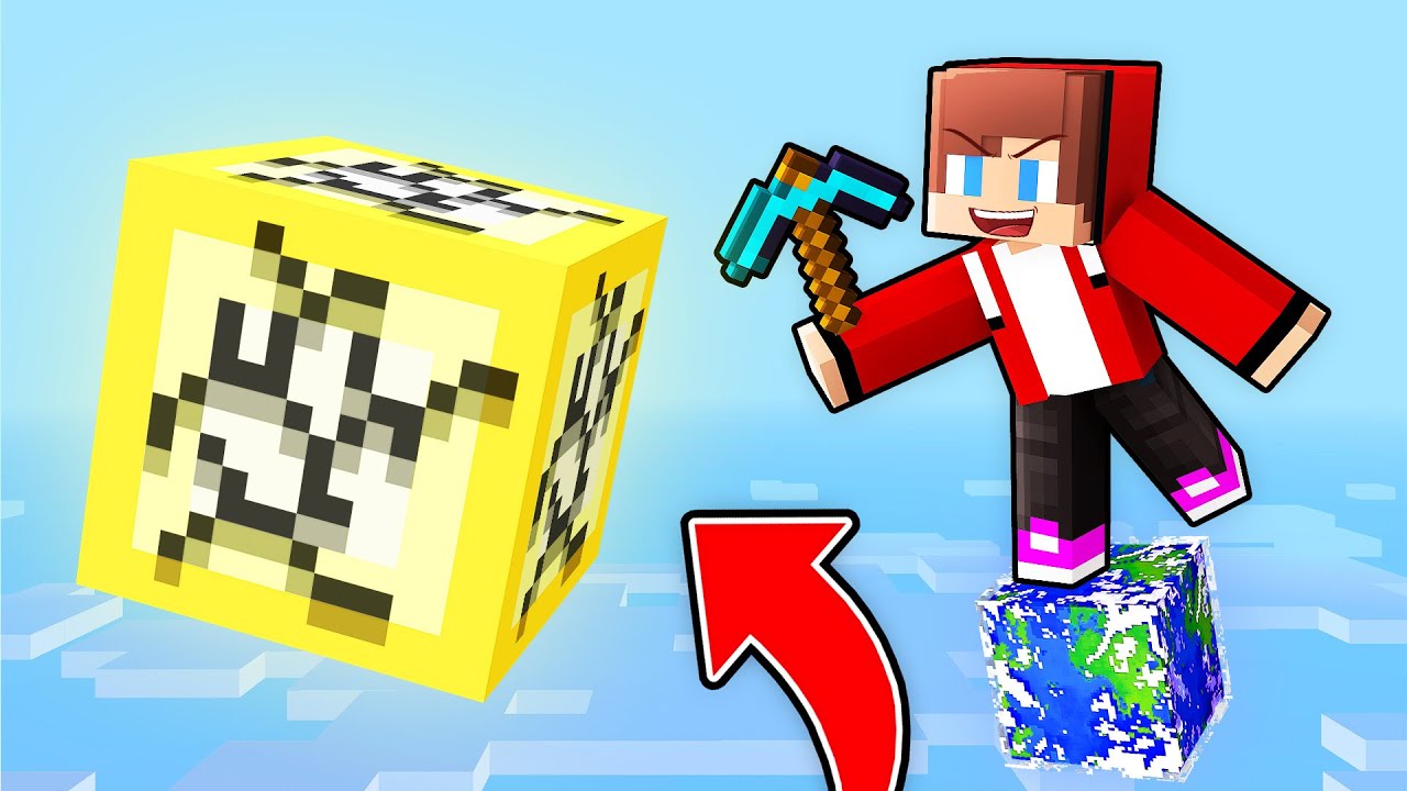 Giant JJ Can Mine Anything to Troll Mikey in Minecraft (Maizen)