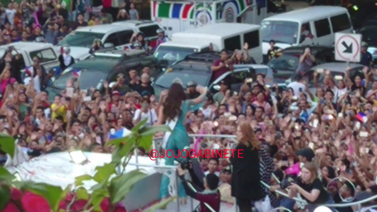 Miss Universe 2018 Catriona Gray homecoming parade at Araneta Center