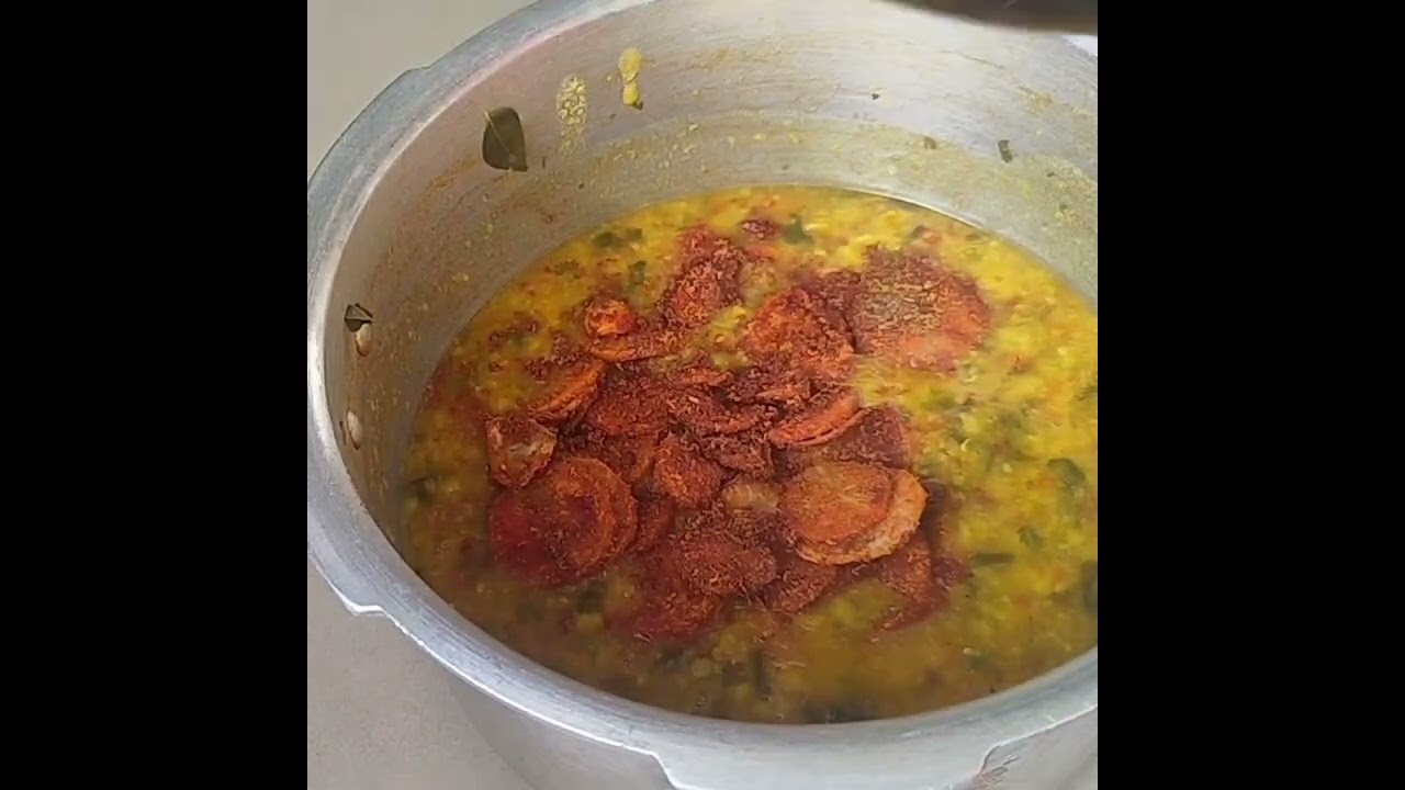 നമുക്ക് ഇന്ന് ഊണിനു മുള്ളങ്ങി സാമ്പാറും മീൻ വറുത്തതും ഉണ്ടാക്കിയാലോ 🥰 / sambar with fish fry