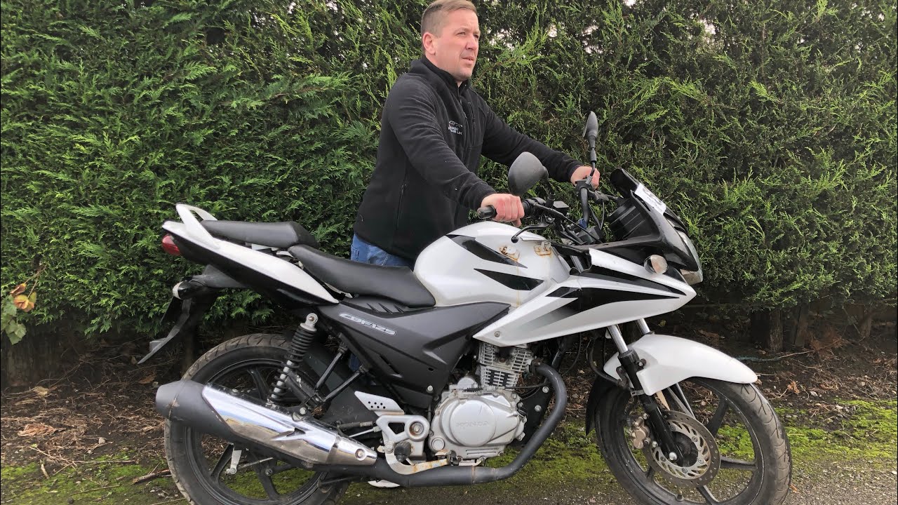 Salvage Rebuilds UK Copart bargain 2011 Honda cbf motorbike