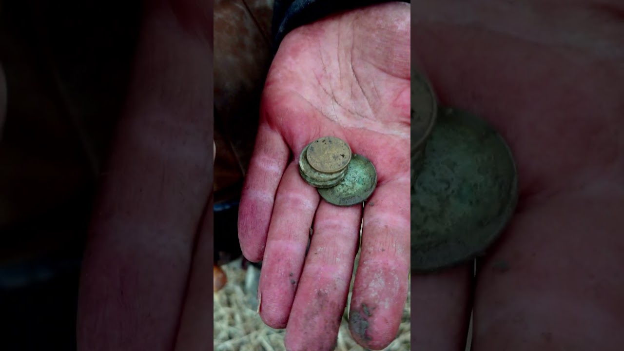 metal detecting a medieval church field in Finland  #ancientrelics