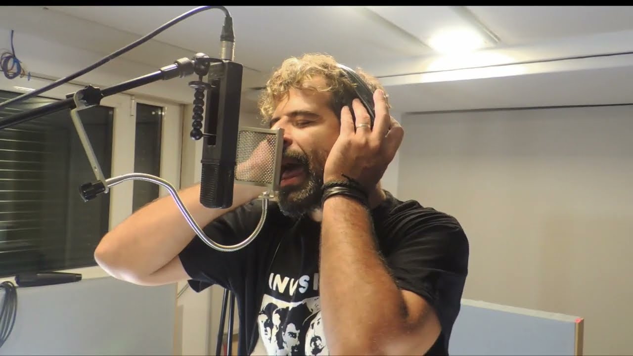INVISIBLES - Marioneta Videoclip Oficial
