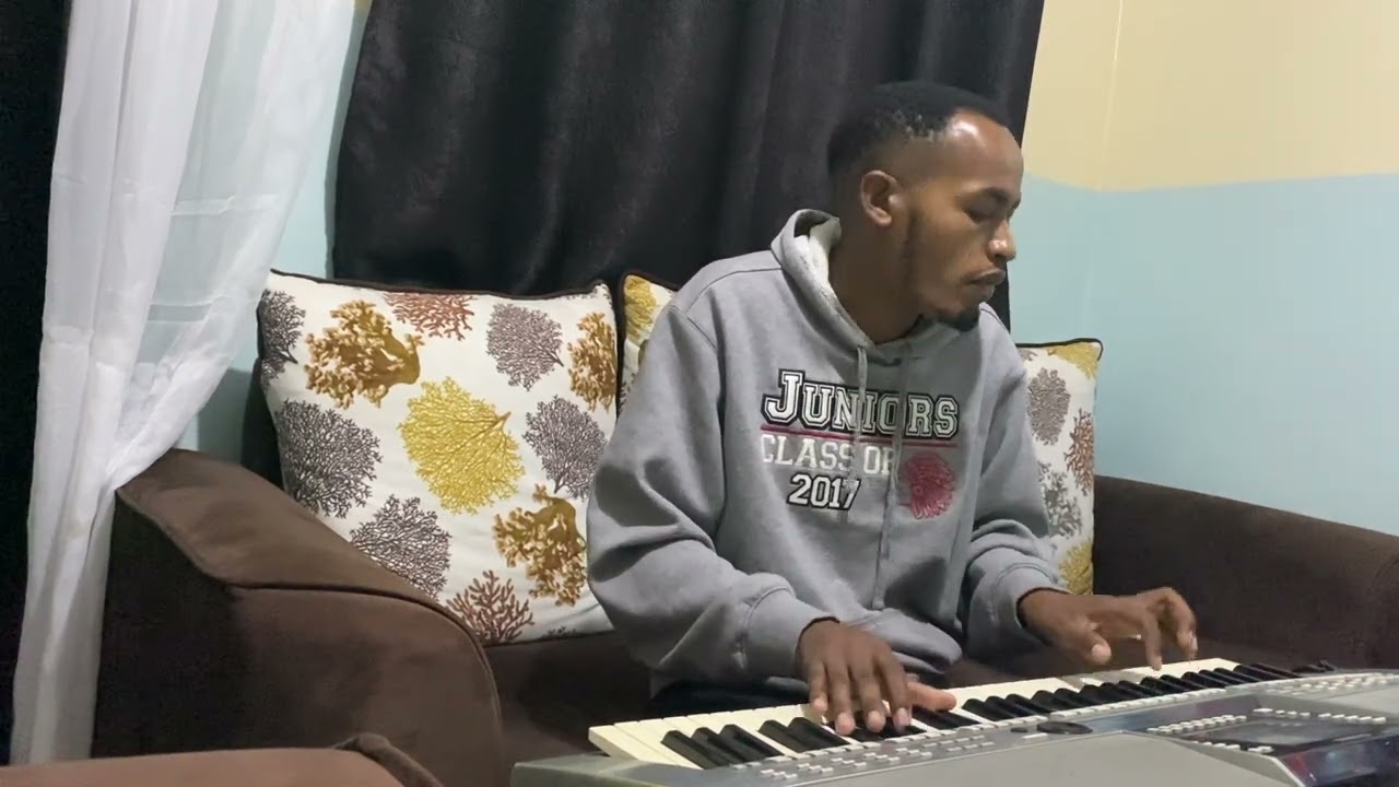 UMUKUNGA UDAKWIRIYE GUCIKWA🎹🔥🔥IYUMVIRE UBUHANGA PIANIST BISETSA ATWERETSE !