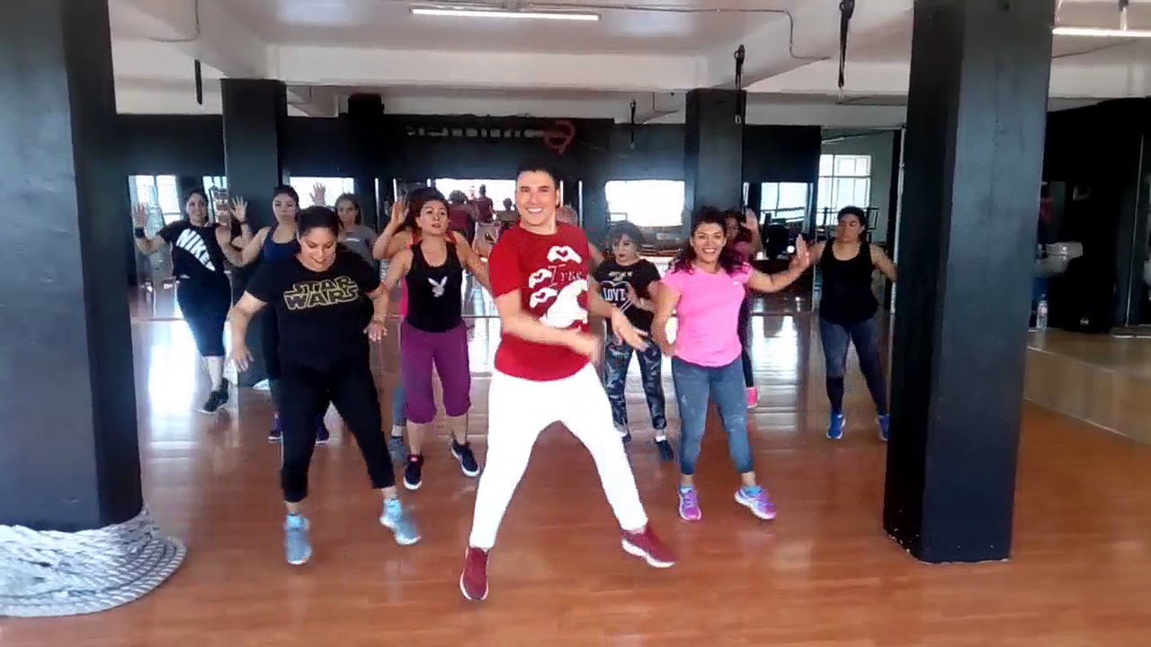 El paso del monkey quebradita con dinámica grupal coreografía Dance Alive by Alejo Villarreal
