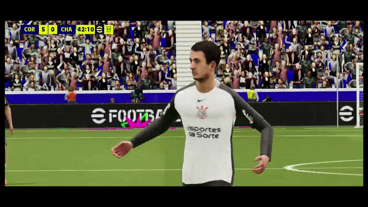 jugando pes ( efootball ) de chill 