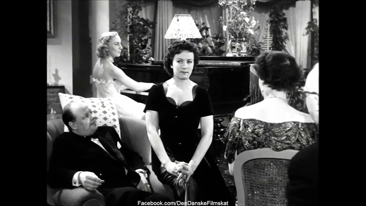 Rekrut 67 Petersen (1952) - Klokkeblomst, Bellis og Følfod (Lily Broberg)