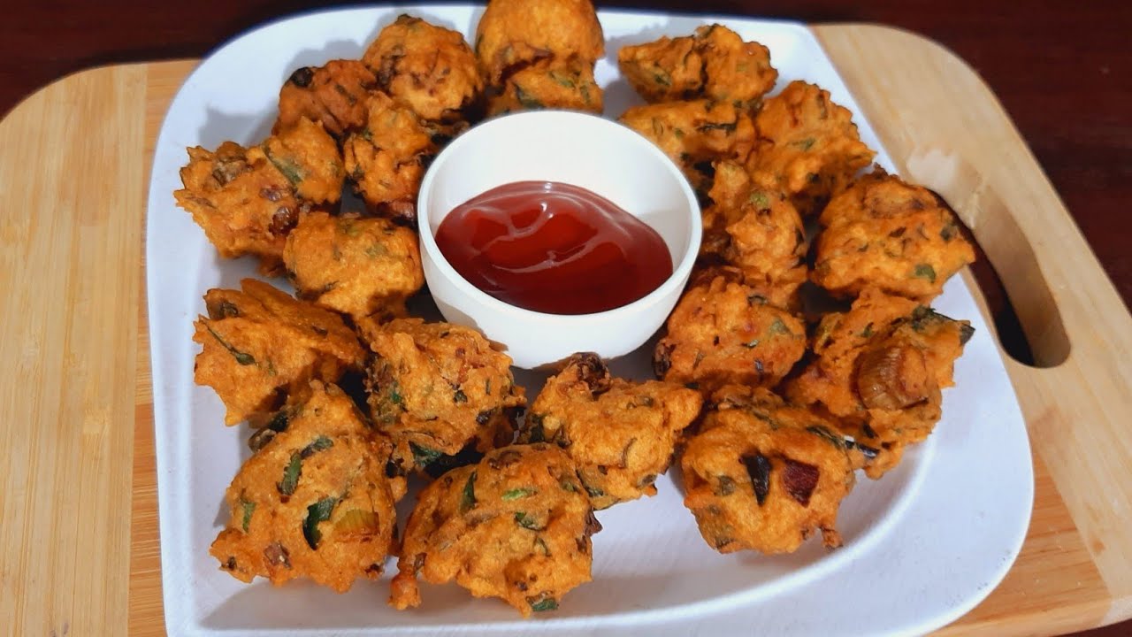Spring Onion Pakoda Recipe | Teatime snack recipe | Flavours Touch