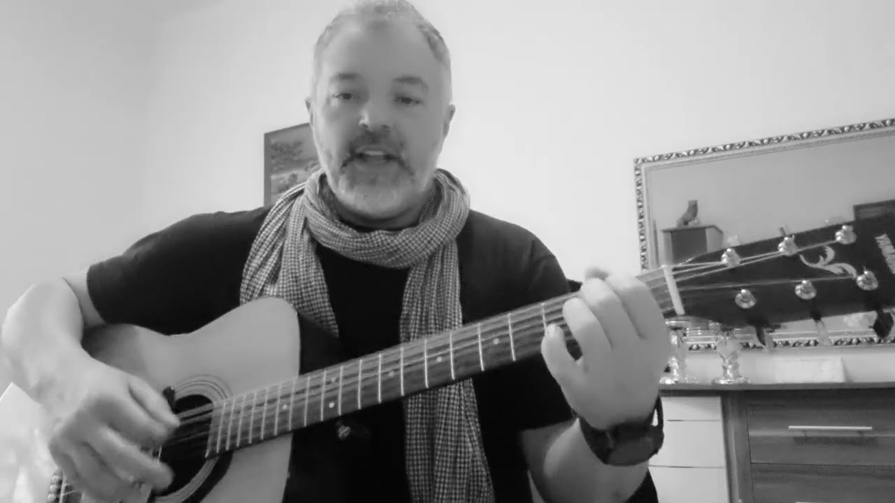 Quatro e meia, Olá Solidão CoverXbo69