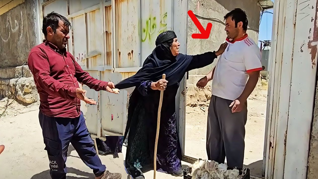 Grandma's fierce fight with the poultry worker