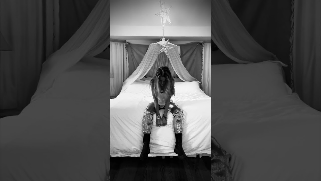 Heather Nova - Ghost in my Room