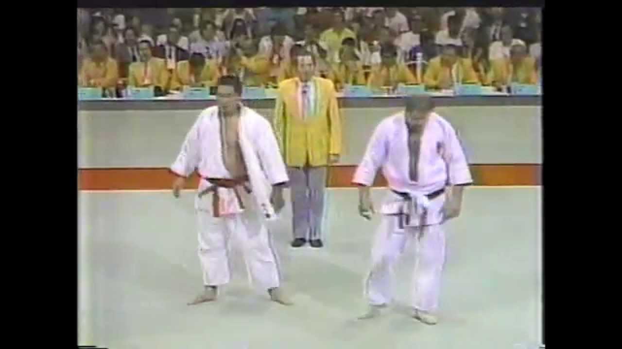 山下泰裕　　　（84`ロサンゼルス五輪）