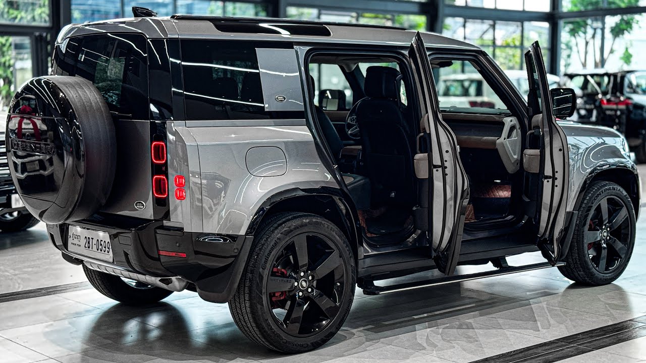 2026 Land Rover Defender 110 - Sporty Luxury Offroad SUV & Interior and Exterior