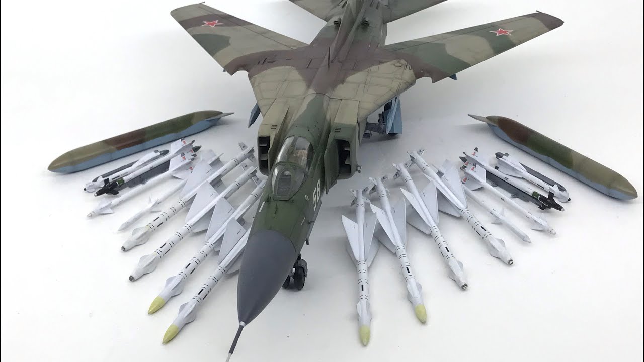 Миг 23 модель 1/48 ; Mig-23