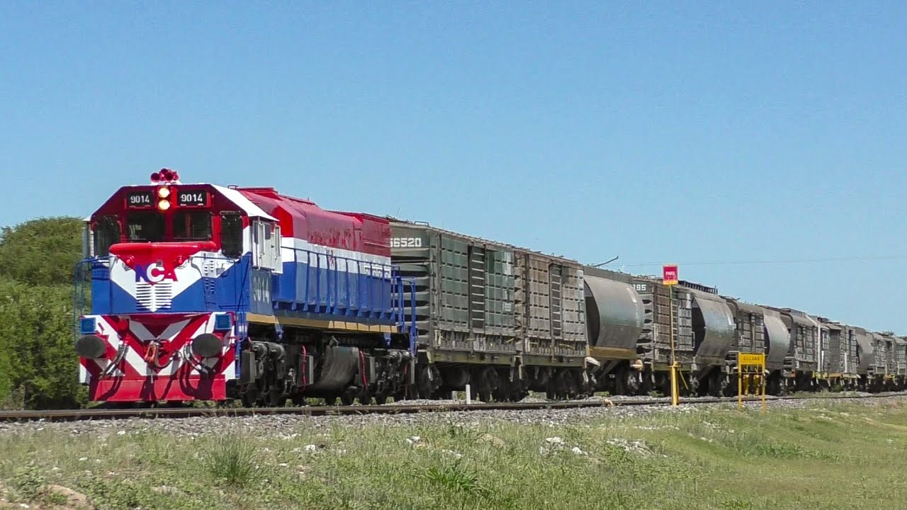 EMD GT22 9014 Saliendo de Monte Leña