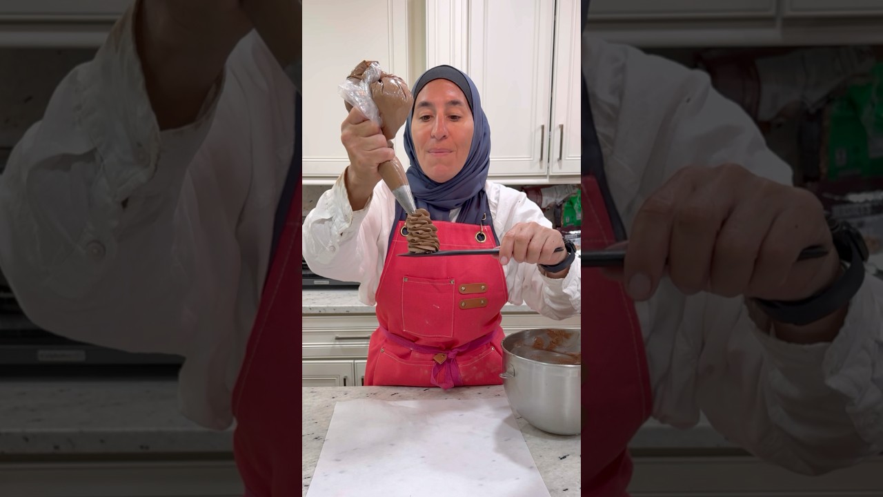 Best Chocolate frosting recipe #fypシ #recipe #baking #easyrecipe #cake #food #chocolate #frosting