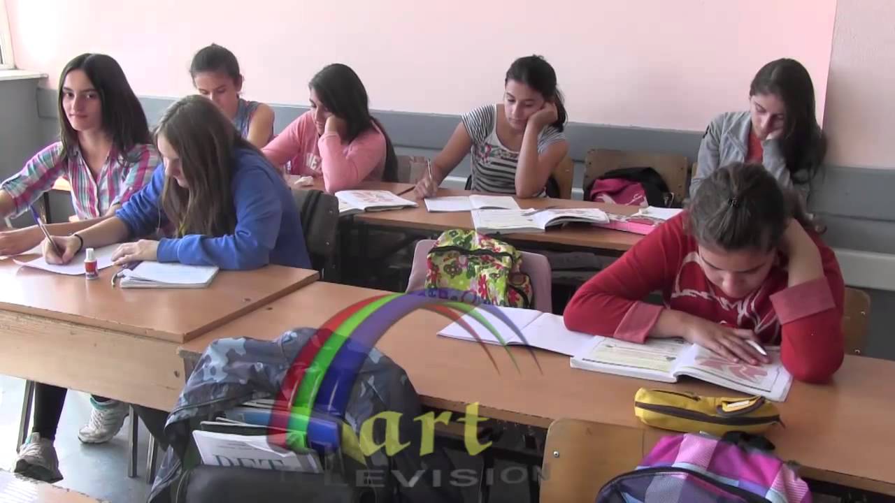Shkolla Fillore Naim Frashëri Tetovë