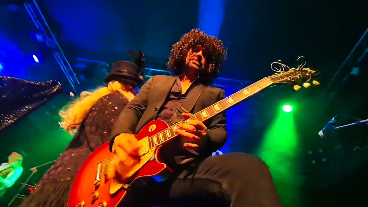 Fleetwood Bac | 30 April | Salisbury Arts Centre
