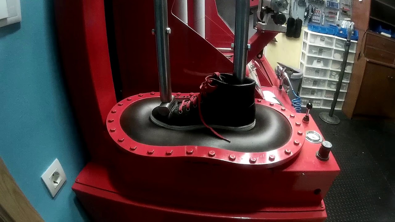Nueva prensa neumática de Zapatería El Rápido