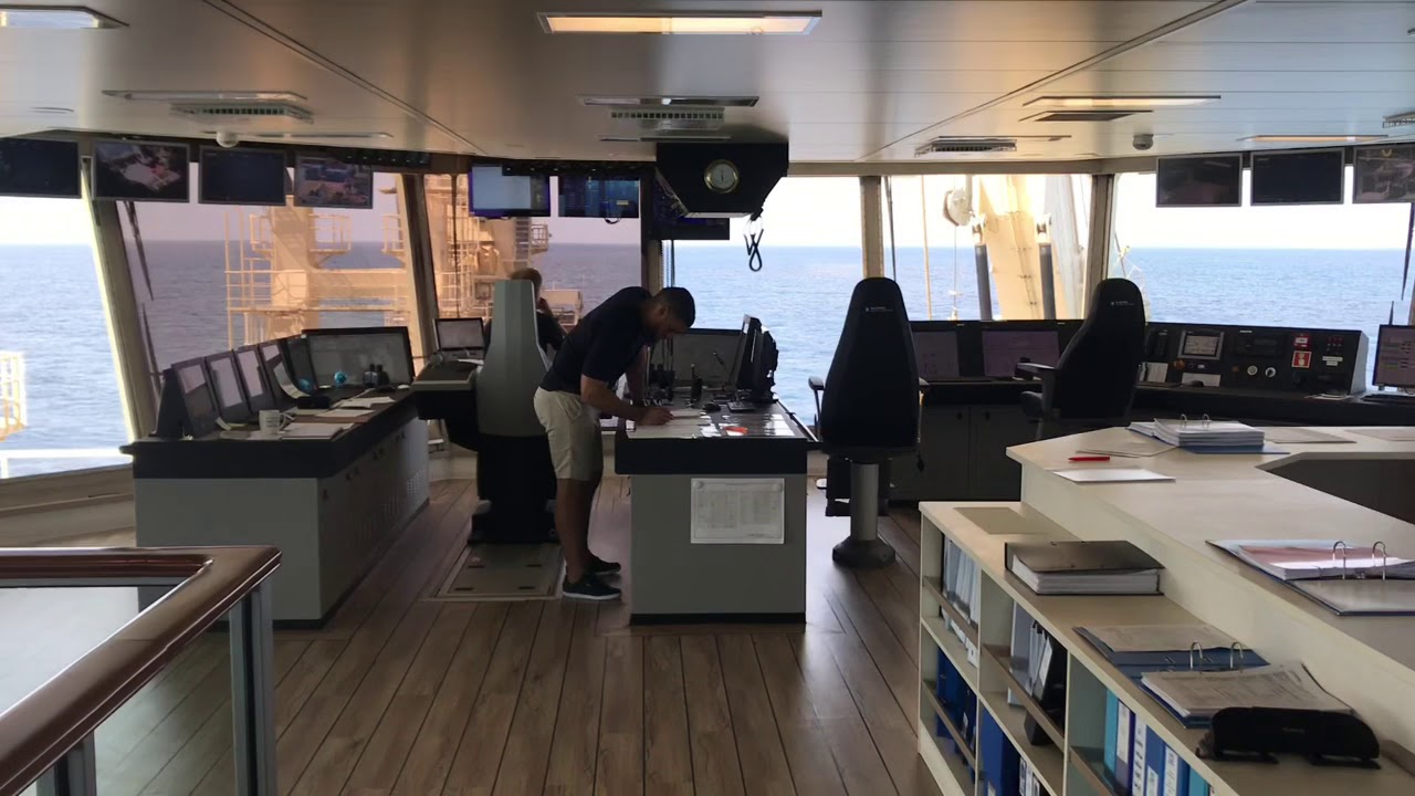 Maersk Installer in Angola
