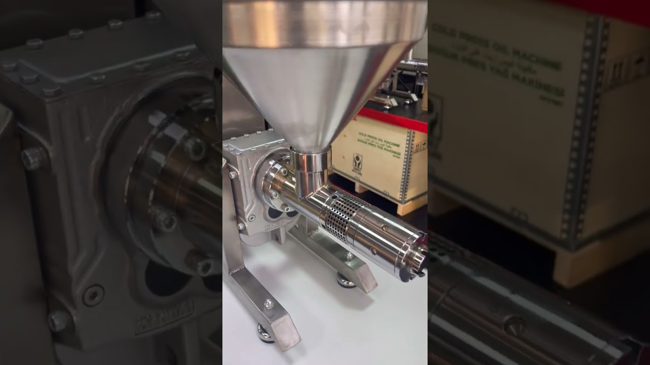 Oil Press 750W - Cold Press Oil Machine - www.coldpressoilmachines.com