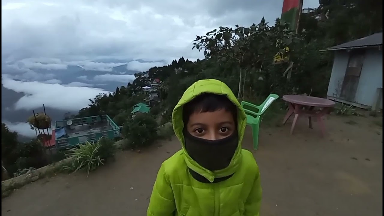 A trip to Dawaipani: Hill Castle Homestay.