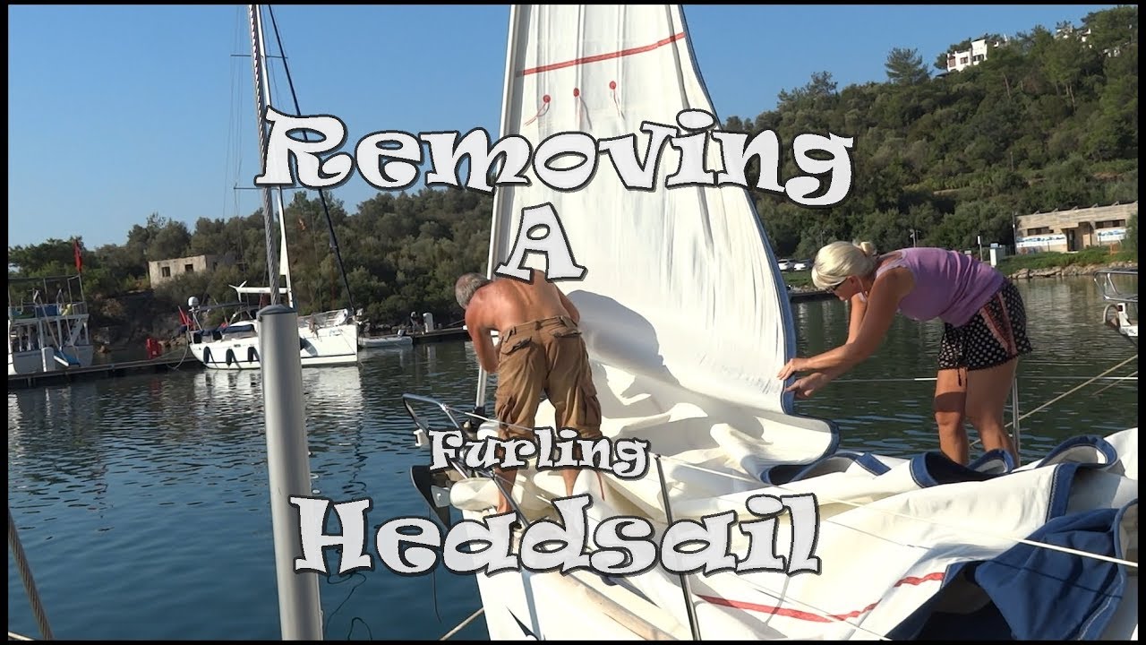 Removing a Genoa Headsail on a Jeanneau Sun Odyssey 36i