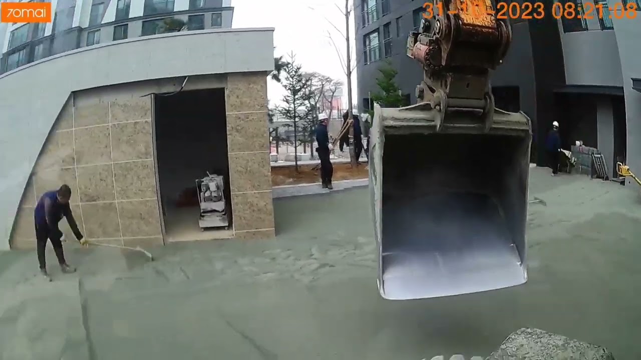 보도블럭 천안포크레인 010-3777-5832 a sidewalk block
