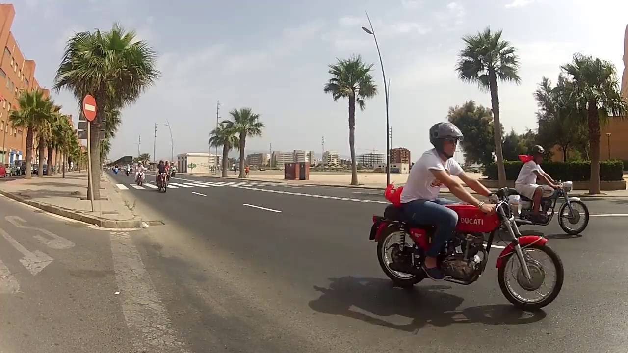 Amigos de la moto antigua feria de almeria 2012