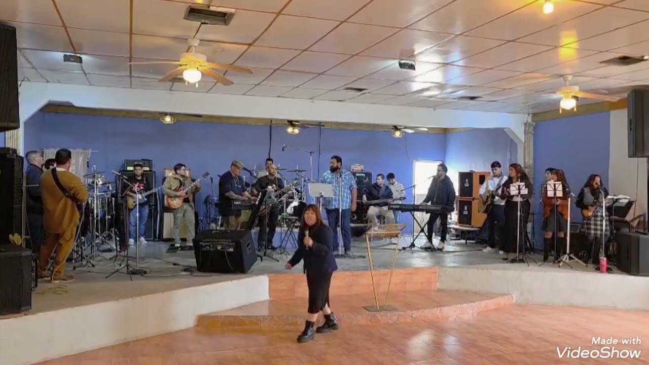 GRUPO DE ALABANZA. LA RESISTENCIA.  'INCOMPARABLE ES TU AMOR'