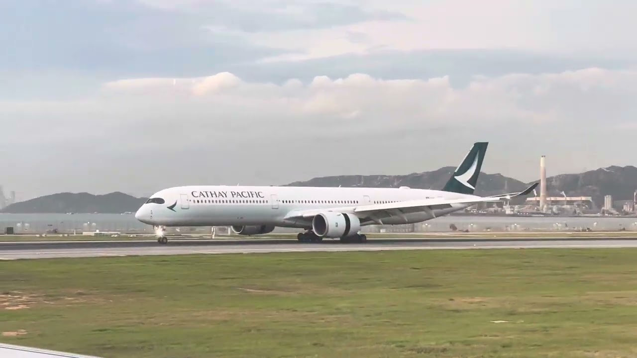 香港航空HX665班機降落香港國際機場畫面（2025-05-17 18:28）