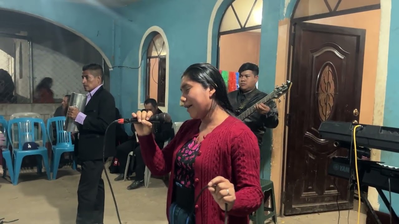 Coras alegres 🙇🏻Junto A Agrupación Regalo De Dios 