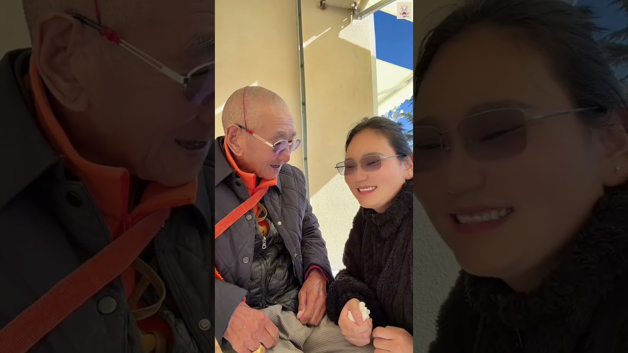 ལྷ་སའི་པོའོ་ལགས་དང་ཚ་མོ་གཉིས་ཀྱི་བརྩེ་བ་Lhasa grandfather with granddaughter （（33））