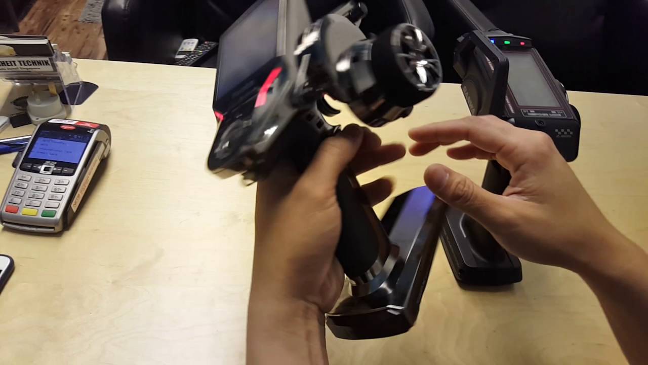 RC Drift - Futaba 4PXR vs Sanwa M12S (Side2Side Review)