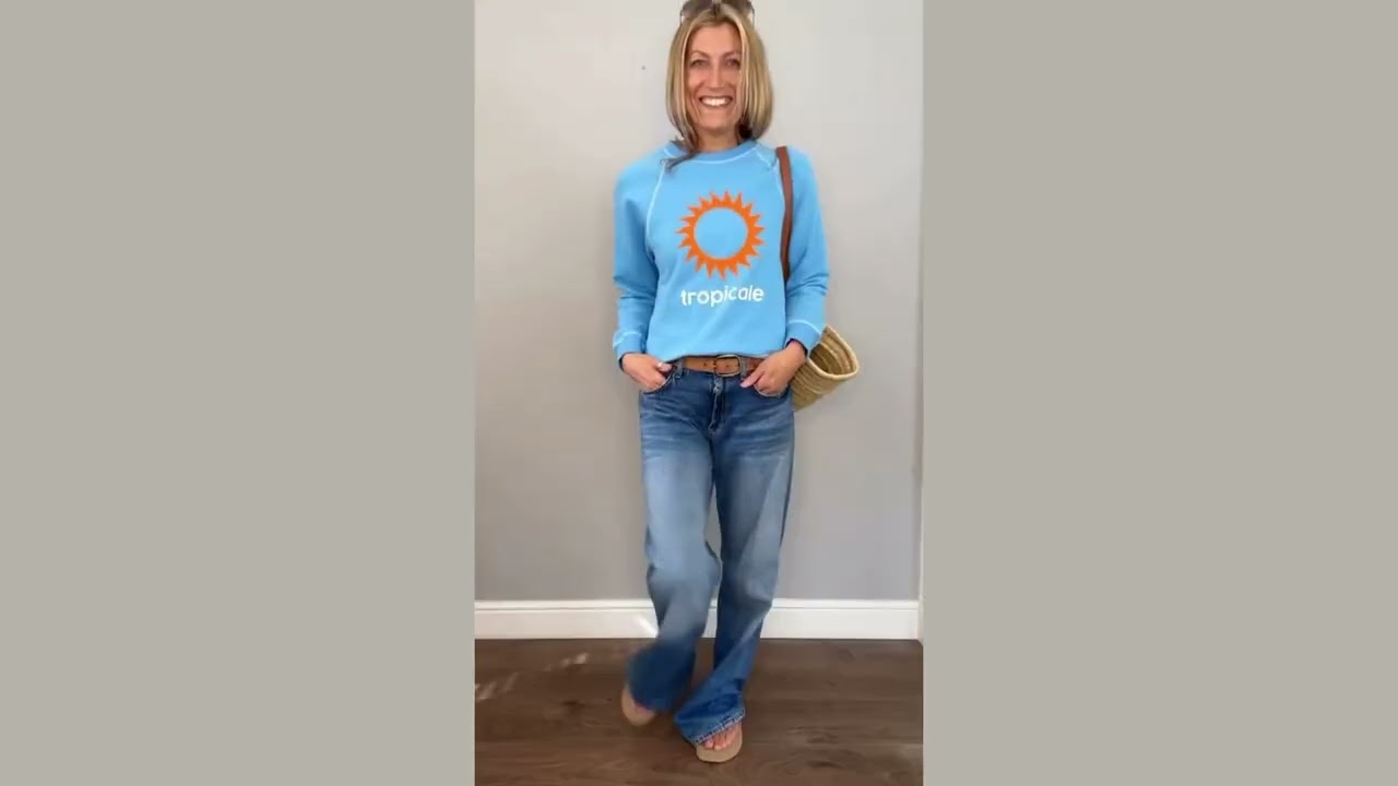 The perfect comfy but stylish travel outfit for holiday #springfashion #outfitideas #casualoutfits