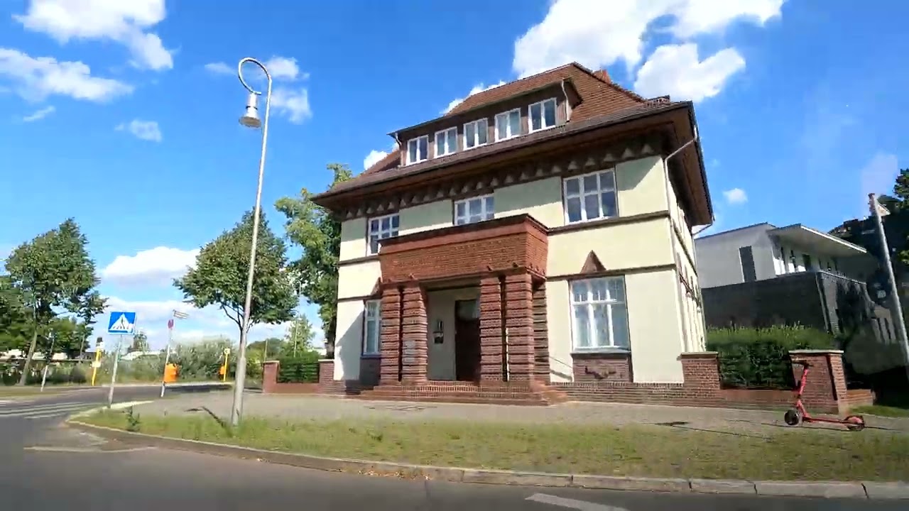 🇩🇪 Driving East Berlin 4K &ndash; From Biesdorf through Marzahn to Hellersdorf 🚗🌇