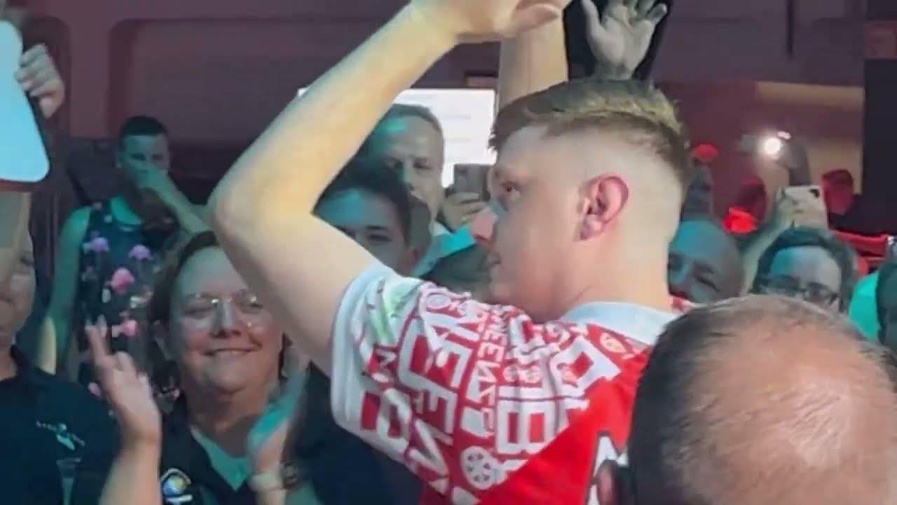 DARTSENSATION: Mainzer Niko Springer schlägt fünfmaligen Weltmeister Raymond van Barneveld