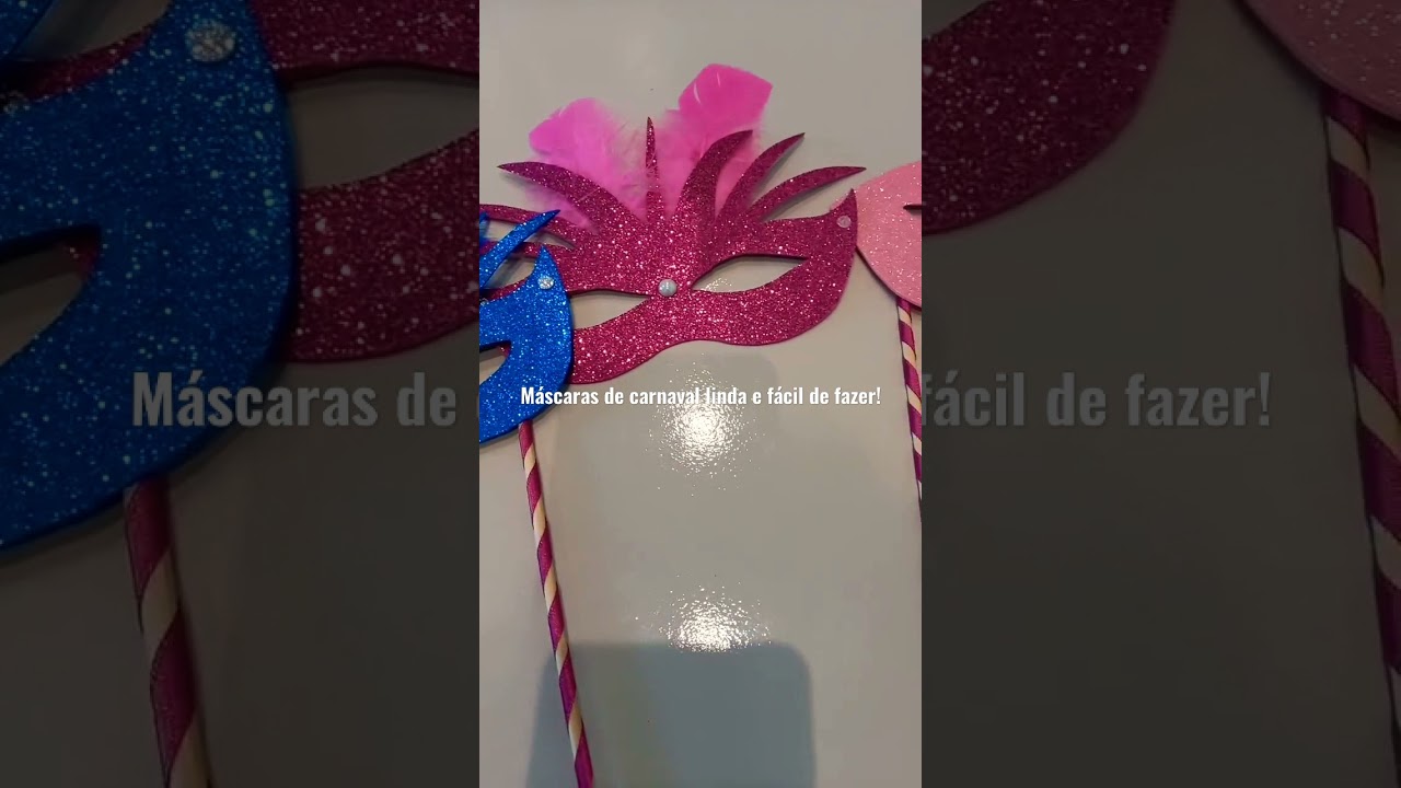 M&aacute;scaras de Carnaval feita com E.V.A./ simples e f&aacute;cil de fazer! m&aacute;scara com penas e elegantes!
