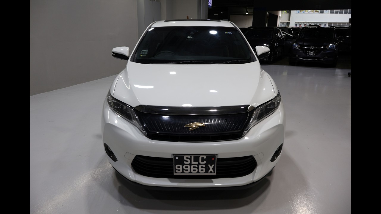 TOYOTA HARRIER SLC9966X YOM 2015