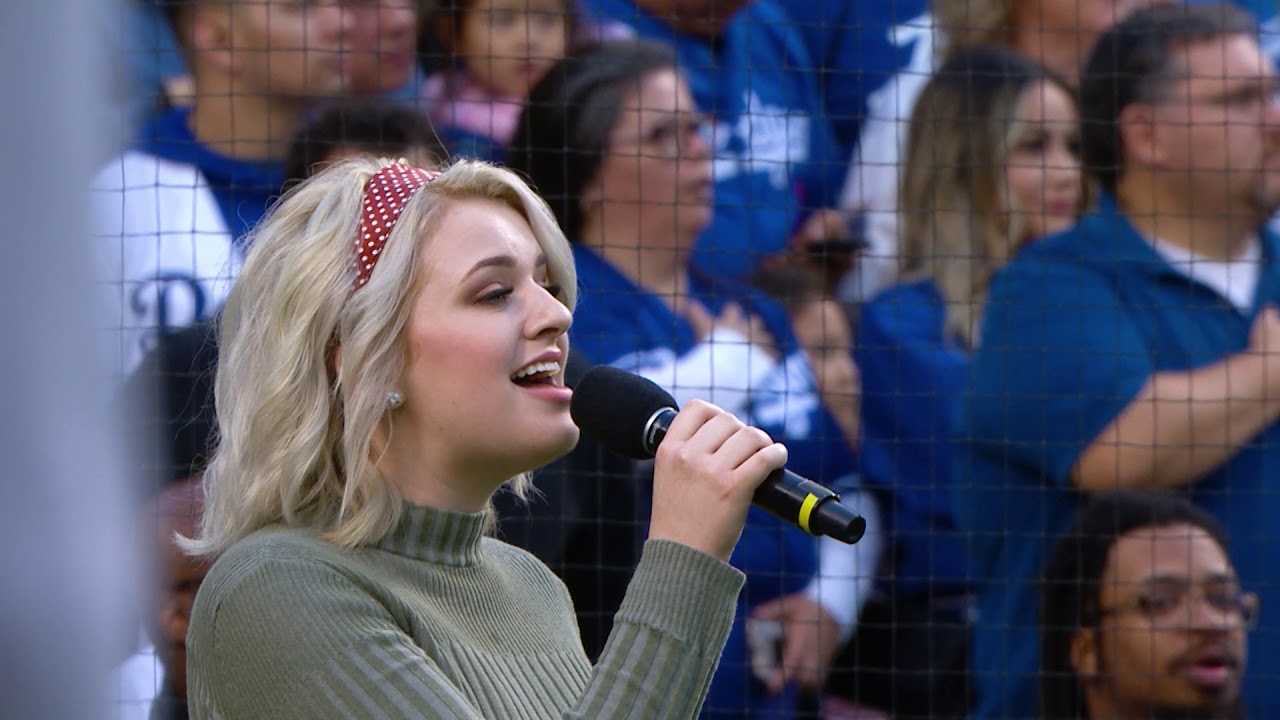 Maddie Poppe Sings National Anthem