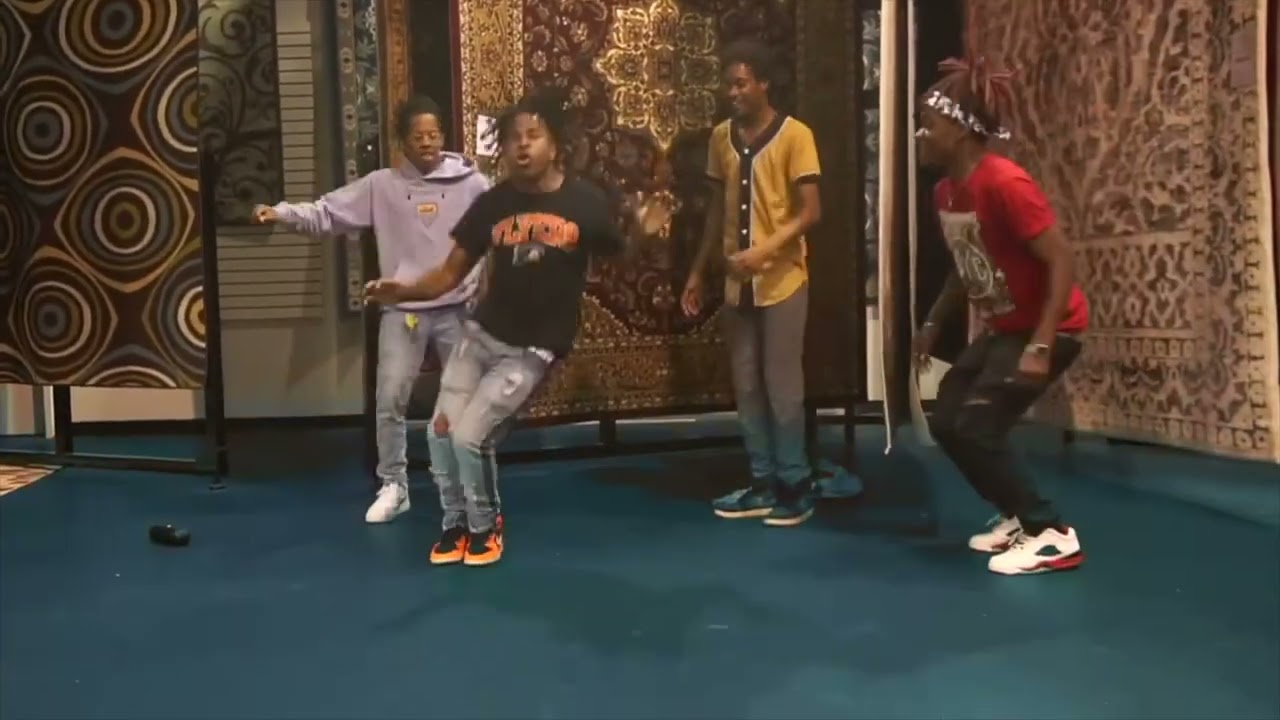 Young Thug - Light It Up ( Official Dance video ) Wildlyfe RIP SPITELEE🐺