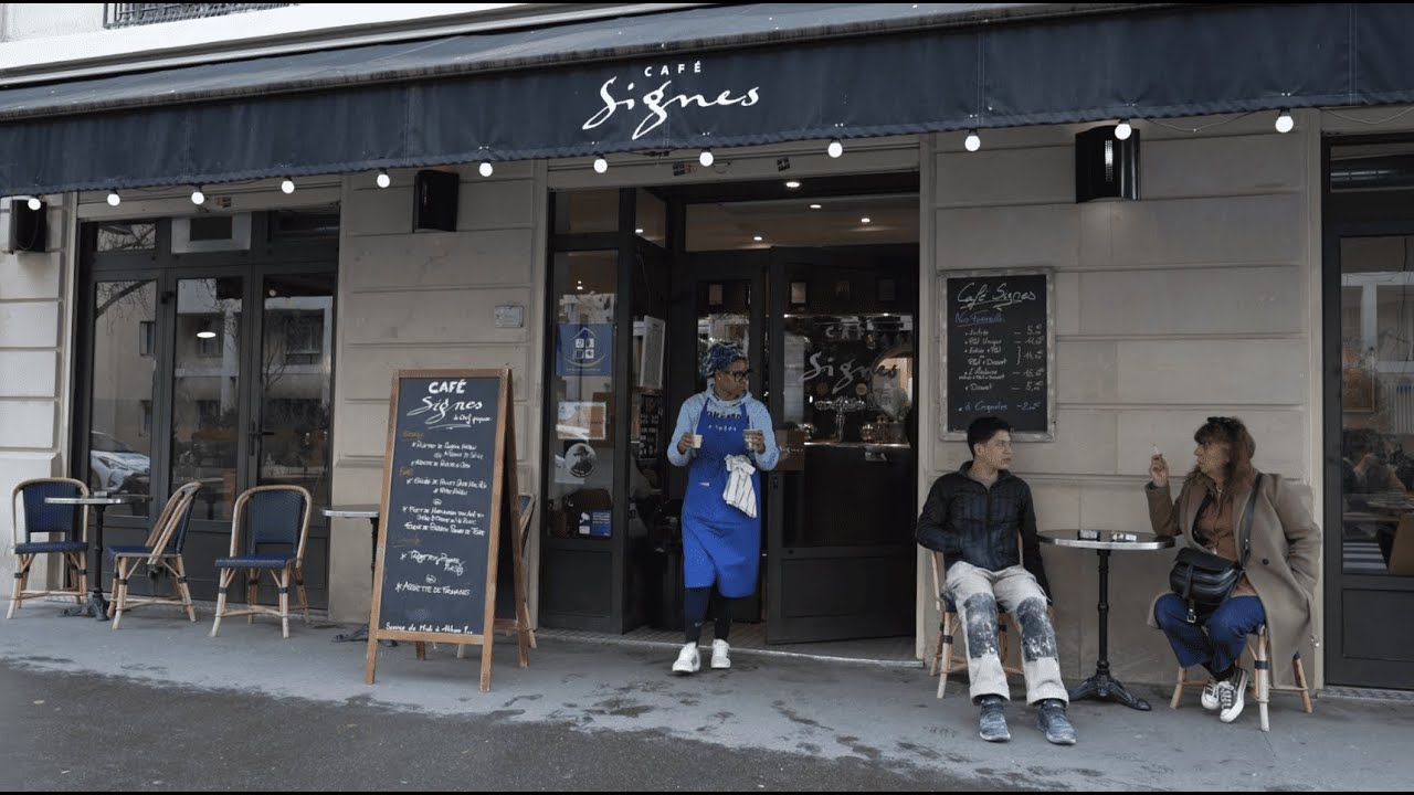 Le Café Signes, passerelle entre le monde des sourds et celui des entendants