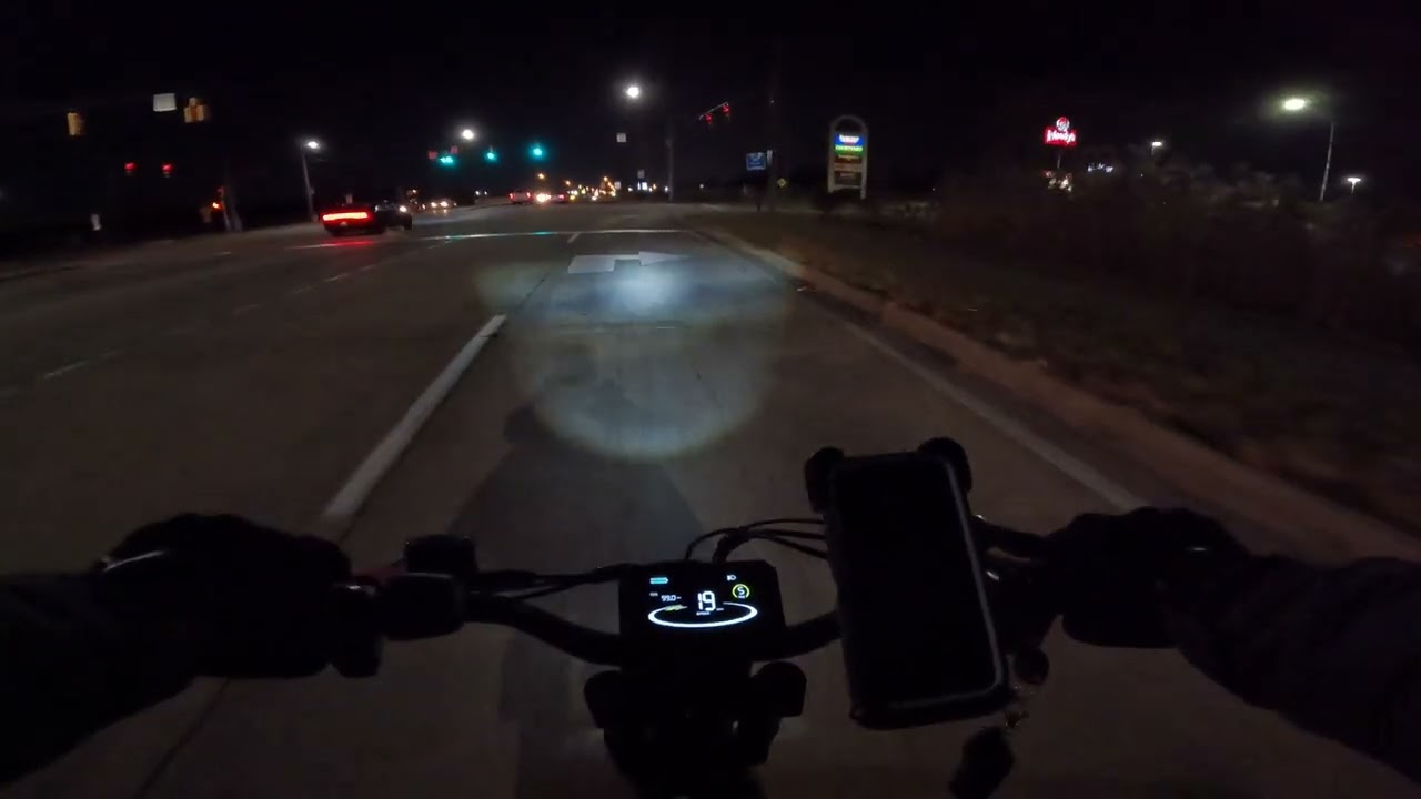 Yeasion 1000w dual motor dual batteries AWD ebike night time commute