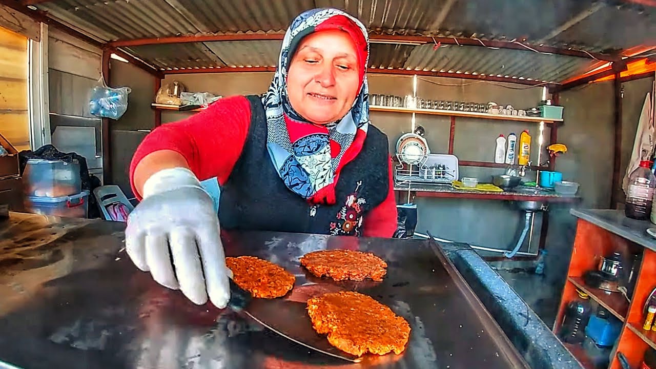 1 GÜNDE 1500 SUCUK EKMEK YAPTIM !! Osmaniye Sokak Lezzetleri | Street Food Turkey