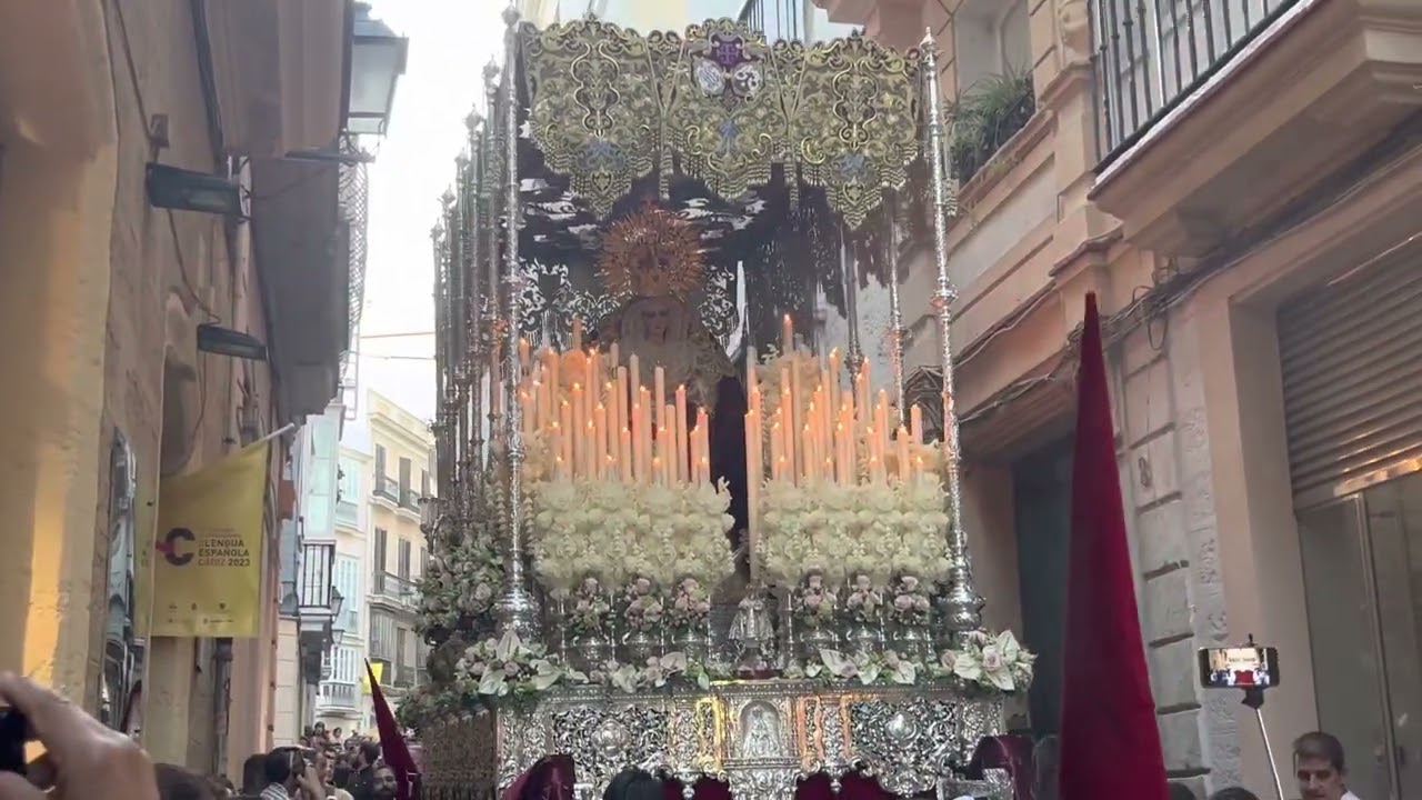 Maria Santísima del Amparo ( Borriquita) - Semana Santa Cadiz 2023