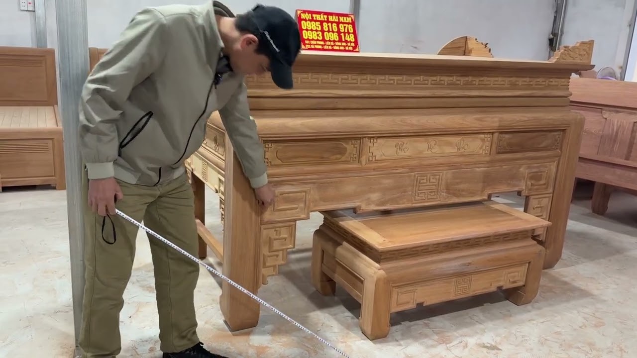 Án gian thờ chân 14 gỗ gõ đỏ hàng đặt vừa xong phần thô loại 2 cổ ￼ rất đẹp ￼