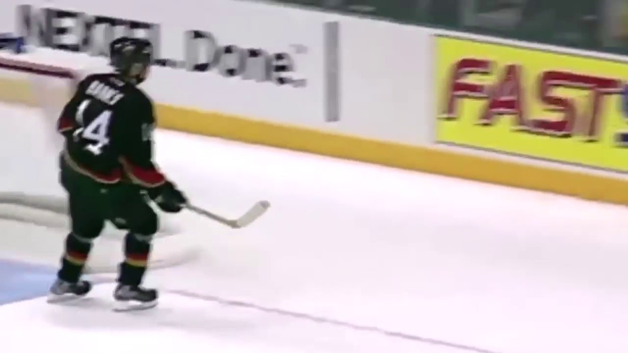 Datsyuk backhand deke